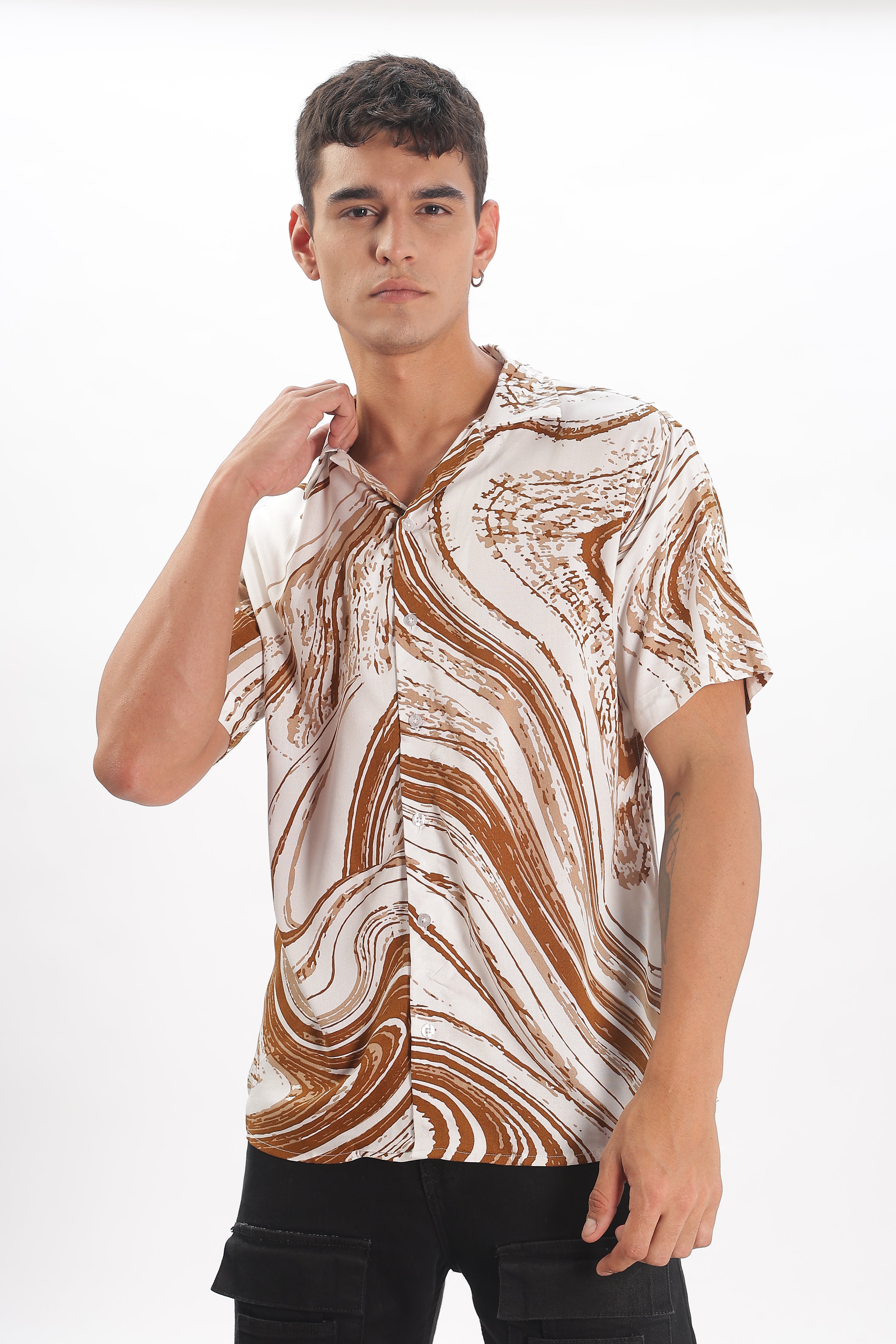 Wavy brown textured